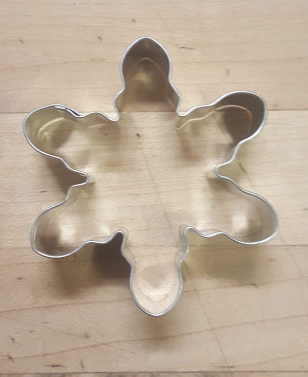 SNOW FLAKE COOKIE CUTTER